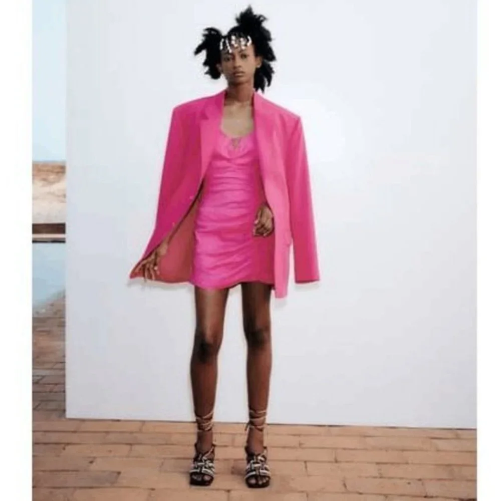 NWT Zara bright pink draped beaded linen blend ruched cutout dress - Picture 3 of 8